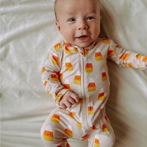 Spearmint LOVE candy corn pajamas 6-12mo
